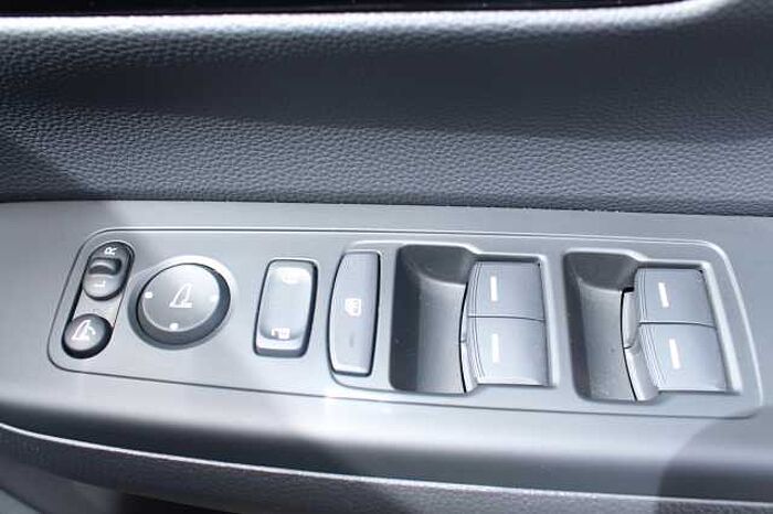 Honda CR-V e:HEV 2.0 eHEV Elegance 5dr eCVT 