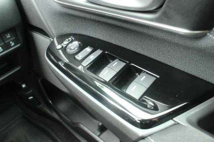 Honda CR-V Hybrid 2.0 i-MMD Hybrid SE 2WD 5dr eCVT 